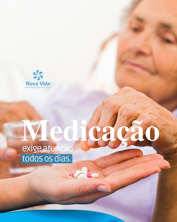 Uso de medicamentos na maturidade: segurança, organização e responsabilidade no cuidado